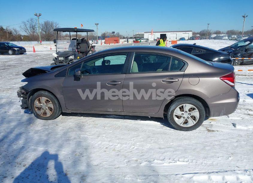 Photo 14 of 2015 Honda Civic LX (VIN 2HGFB2F57FH521841)