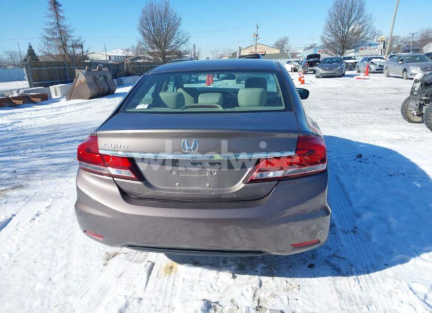 Photo 16 of 2015 Honda Civic LX (VIN 2HGFB2F57FH521841)