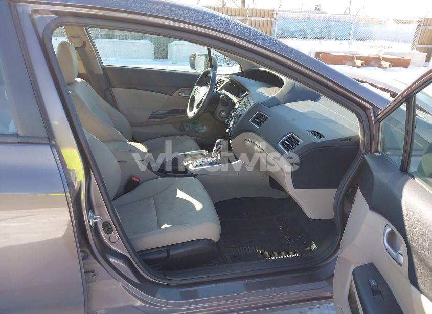 Photo 5 of 2015 Honda Civic LX (VIN 2HGFB2F57FH521841)
