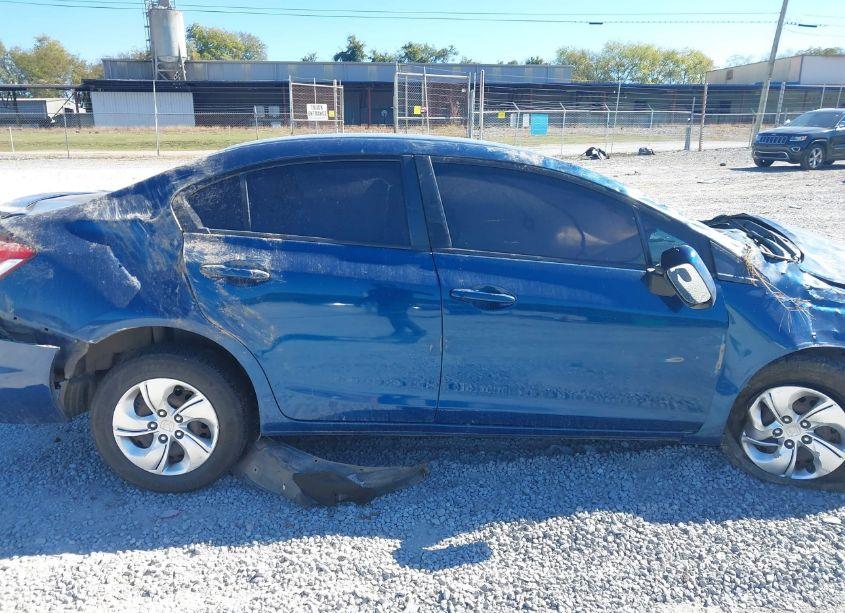 Photo 13 of 2015 Honda Civic LX (VIN 2HGFB2F57FH559957)