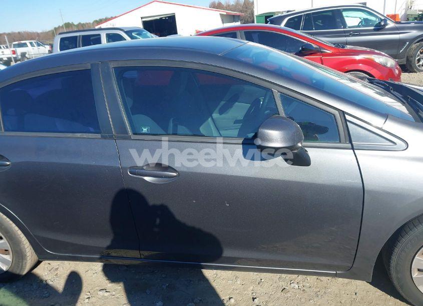 Photo 13 of 2012 Honda Civic LX (VIN 2HGFB2F58CH307209)