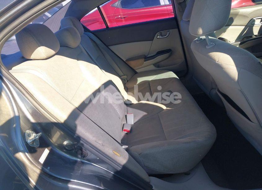 Photo 8 of 2012 Honda Civic LX (VIN 2HGFB2F58CH307209)