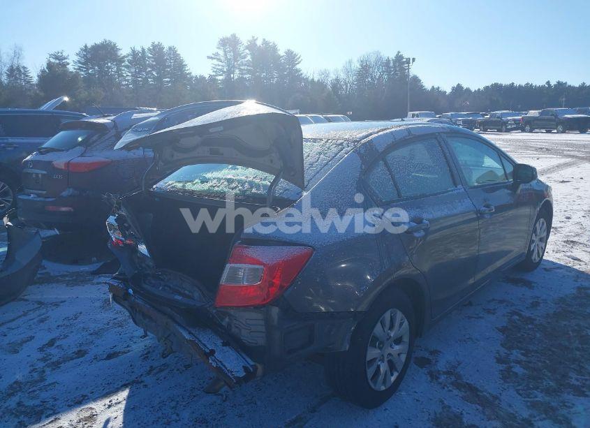 Photo 4 of 2012 Honda Civic SDN LX (VIN 2HGFB2F58CH323006)