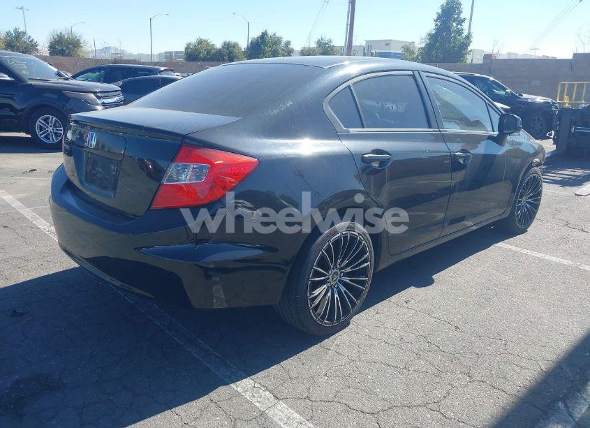 Photo 4 of 2012 Honda Civic LX (VIN 2HGFB2F58CH324429)