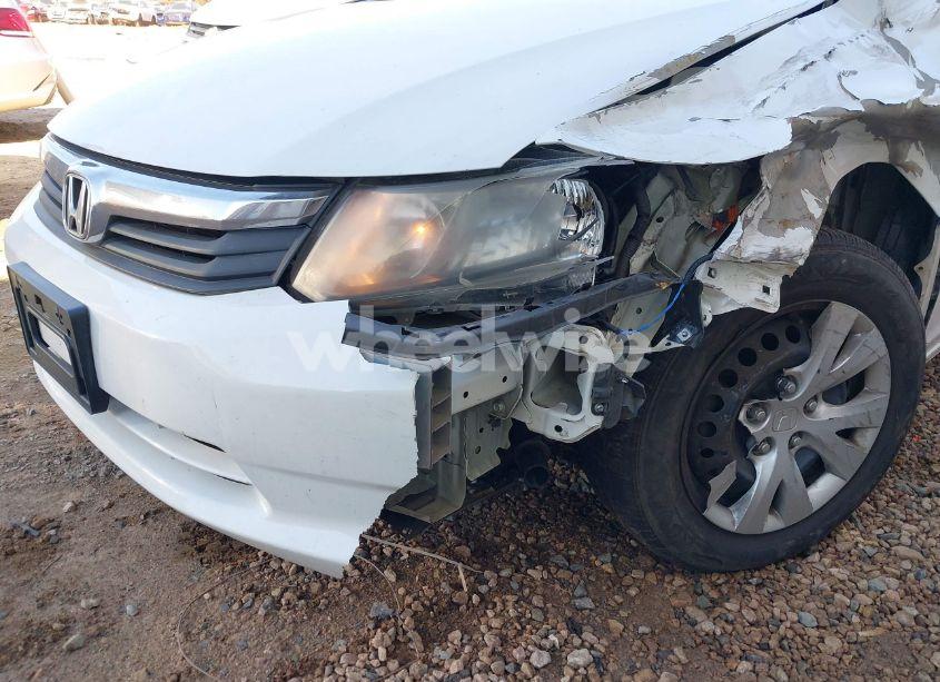 Photo 6 of 2012 Honda Civic LX (VIN 2HGFB2F58CH334085)