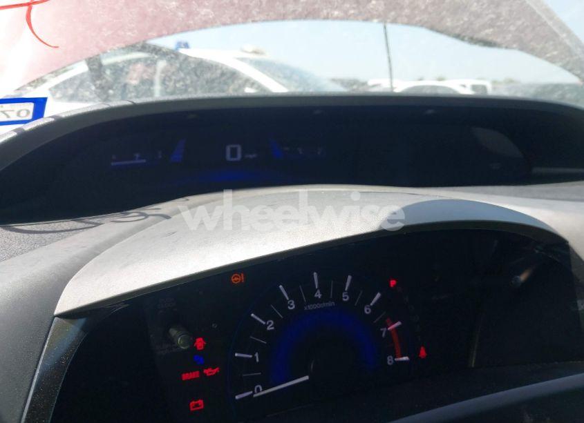 Photo 7 of 2012 Honda Civic LX (VIN 2HGFB2F58CH541155)