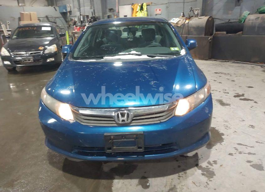 Photo 12 of 2012 Honda Civic SDN LX (VIN 2HGFB2F58CH544721)