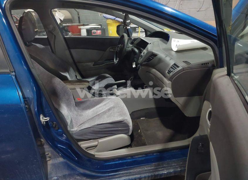 Photo 5 of 2012 Honda Civic SDN LX (VIN 2HGFB2F58CH544721)