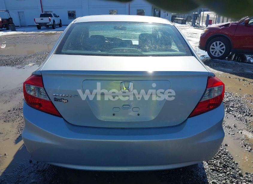 Photo 16 of 2012 Honda Civic SDN LX (VIN 2HGFB2F58CH555881)