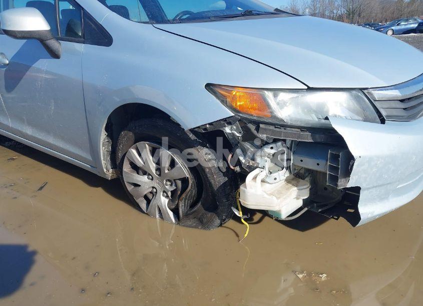 Photo 6 of 2012 Honda Civic SDN LX (VIN 2HGFB2F58CH555881)