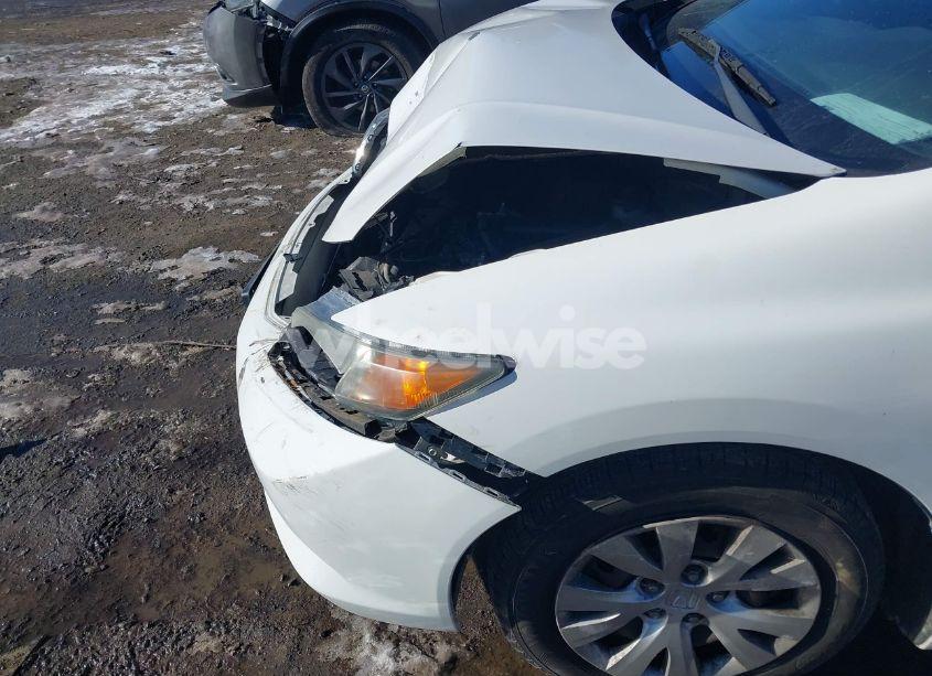 Photo 6 of 2012 Honda Civic LX (VIN 2HGFB2F58CH558246)