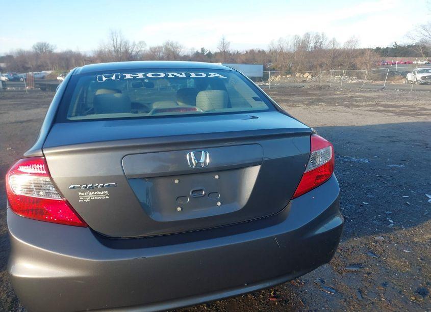 Photo 16 of 2012 Honda Civic SDN LX (VIN 2HGFB2F58CH579873)