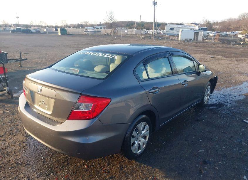 Photo 4 of 2012 Honda Civic SDN LX (VIN 2HGFB2F58CH579873)