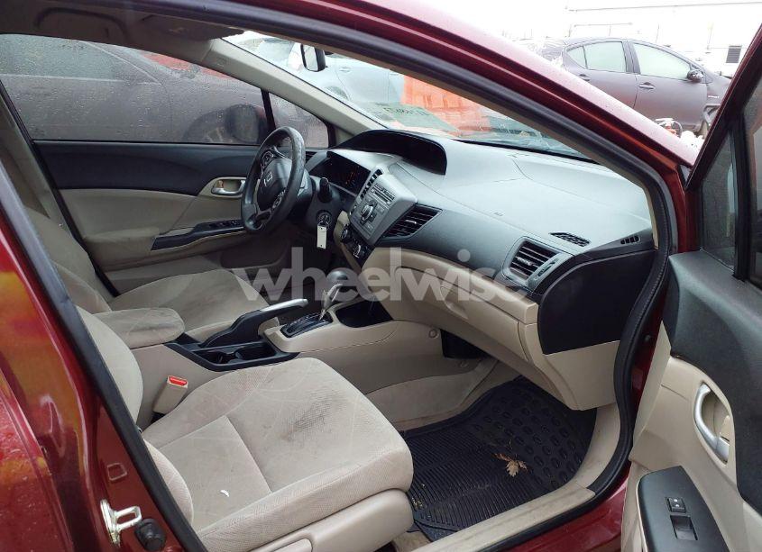 Photo 5 of 2012 Honda Civic SDN LX (VIN 2HGFB2F58CH585382)