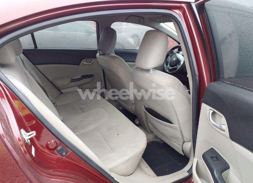 Photo 8 of 2012 Honda Civic SDN LX (VIN 2HGFB2F58CH585382)