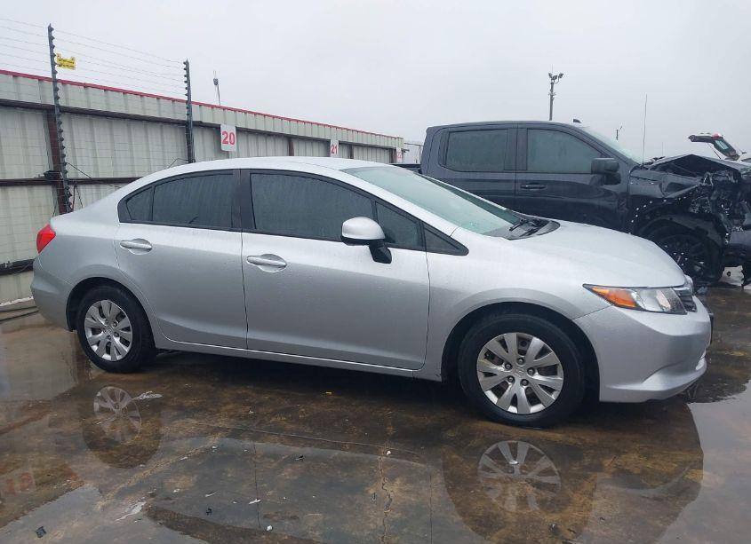 Photo 13 of 2012 Honda Civic LX (VIN 2HGFB2F58CH593367)