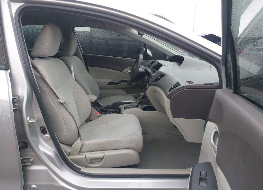 Photo 5 of 2012 Honda Civic LX (VIN 2HGFB2F58CH593367)