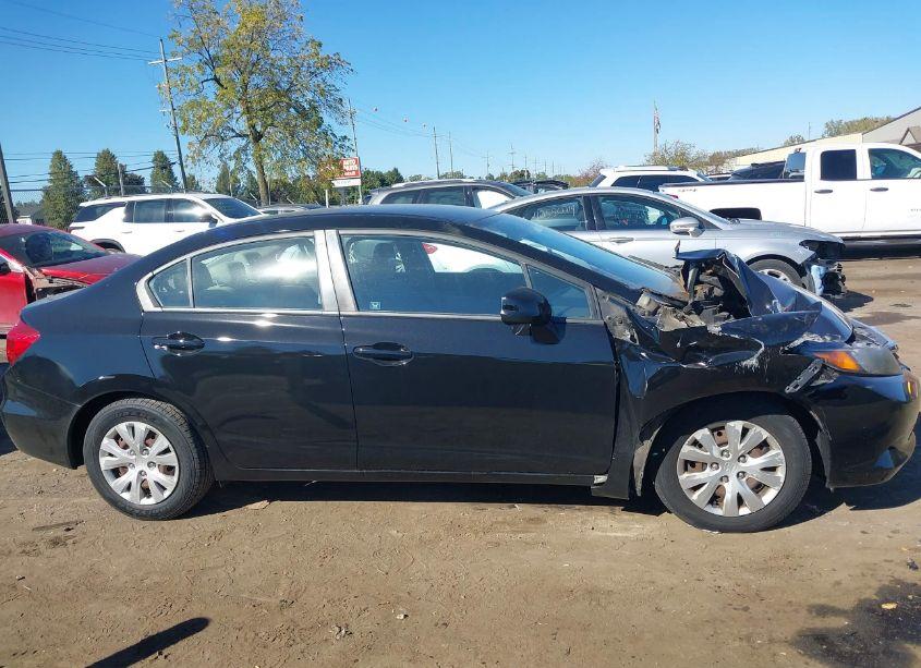 Photo 13 of 2012 Honda Civic LX (VIN 2HGFB2F58CH604805)