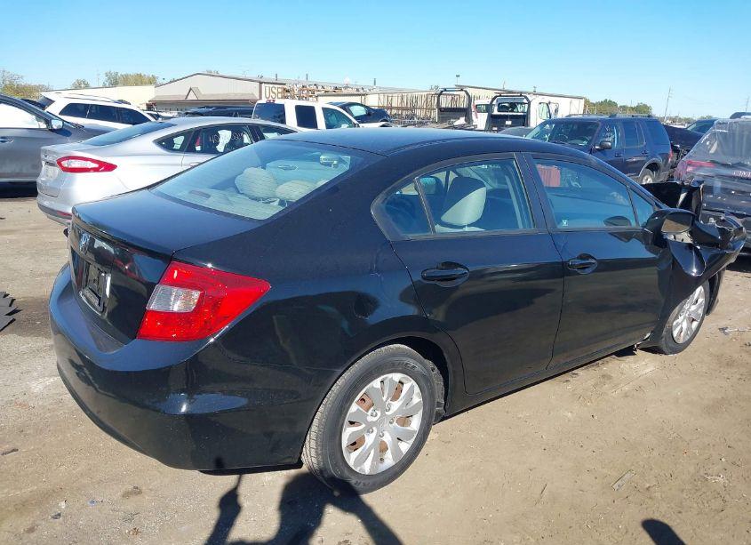 Photo 4 of 2012 Honda Civic LX (VIN 2HGFB2F58CH604805)