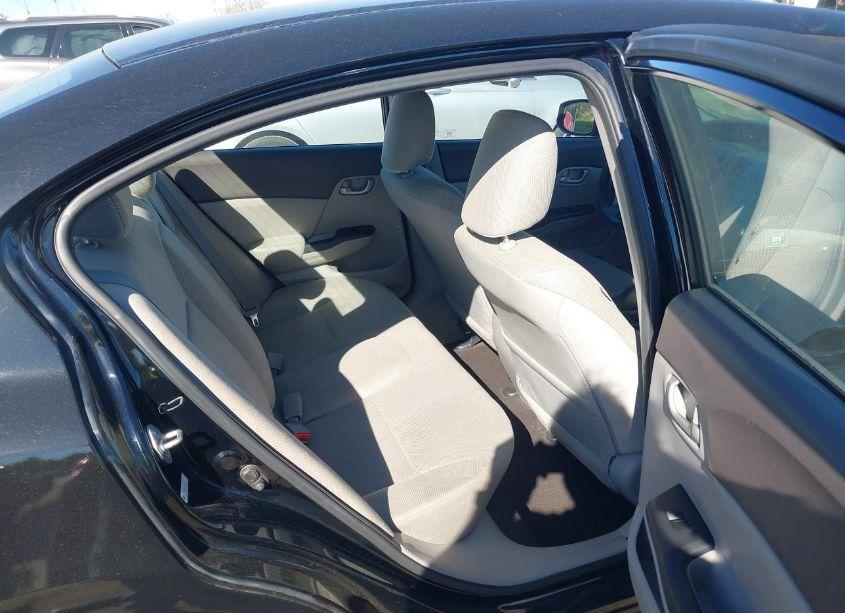 Photo 8 of 2012 Honda Civic LX (VIN 2HGFB2F58CH604805)