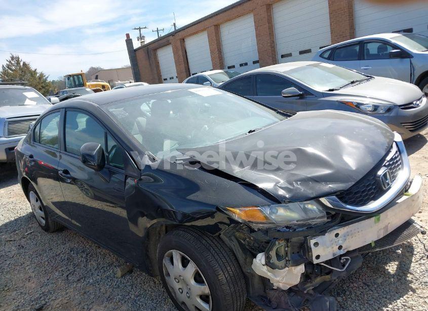 Photo 13 of 2013 Honda Civic LX (VIN 2HGFB2F58DH301539)