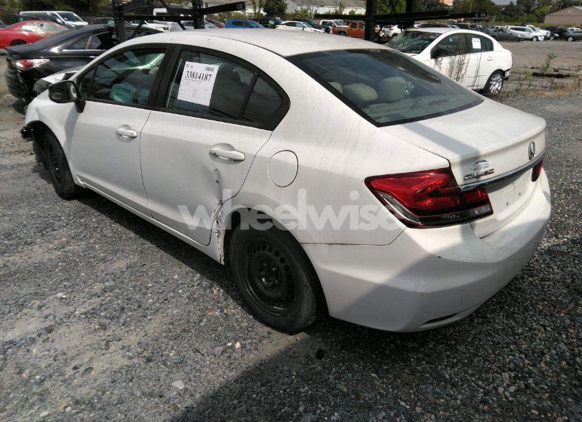 Photo 4 of 2013 Honda Civic LX (VIN 2HGFB2F58DH522607)