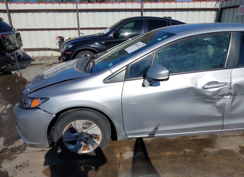 Photo 18 of 2013 Honda Civic LX (VIN 2HGFB2F58DH546440)