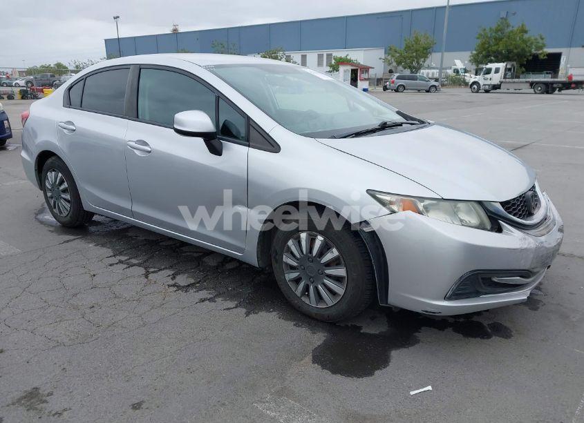 2013 Honda Civic LX (VIN 2HGFB2F58DH559656) main photo