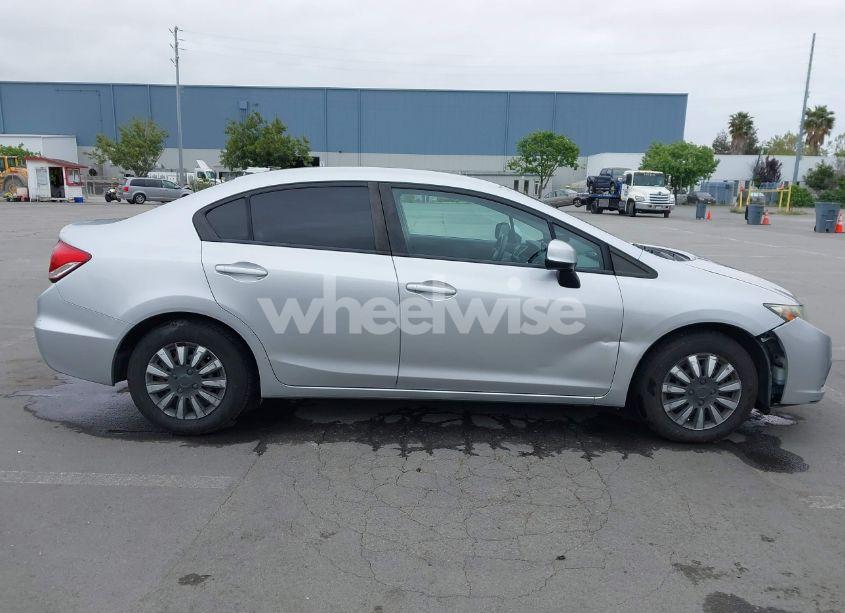 Photo 13 of 2013 Honda Civic LX (VIN 2HGFB2F58DH559656)