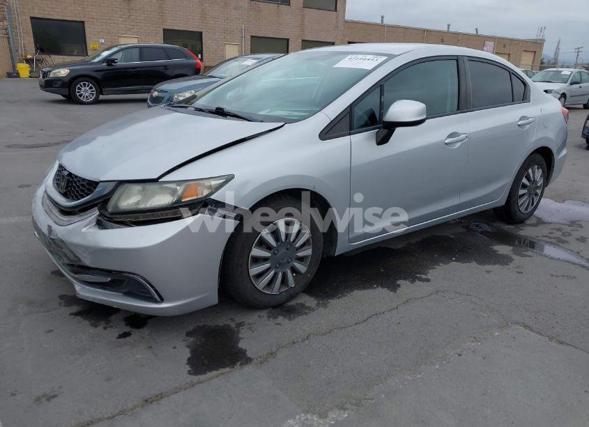 Photo 2 of 2013 Honda Civic LX (VIN 2HGFB2F58DH559656)