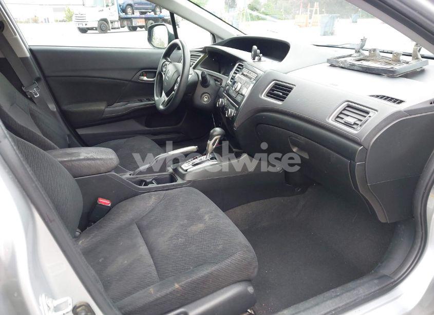 Photo 5 of 2013 Honda Civic LX (VIN 2HGFB2F58DH559656)