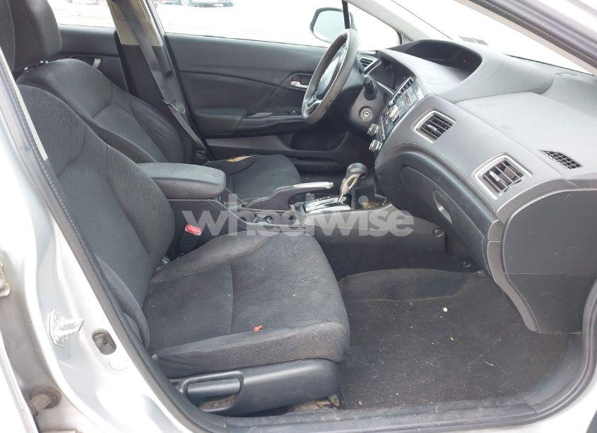Photo 5 of 2013 Honda Civic LX (VIN 2HGFB2F58DH560659)