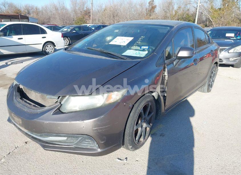 Photo 2 of 2013 Honda Civic LX (VIN 2HGFB2F58DH582189)