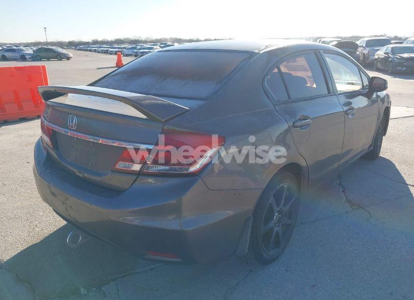 Photo 4 of 2013 Honda Civic LX (VIN 2HGFB2F58DH582189)