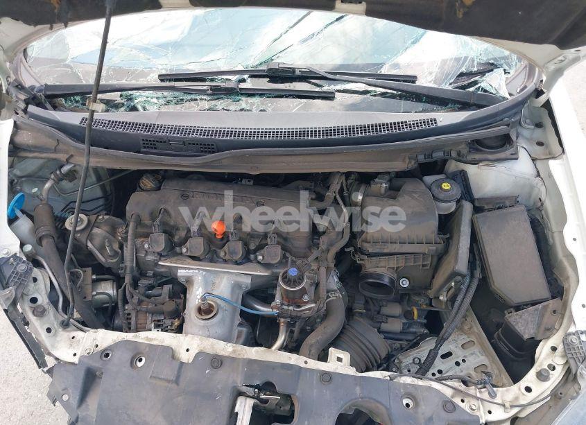 Photo 10 of 2013 Honda Civic LX (VIN 2HGFB2F58DH590843)