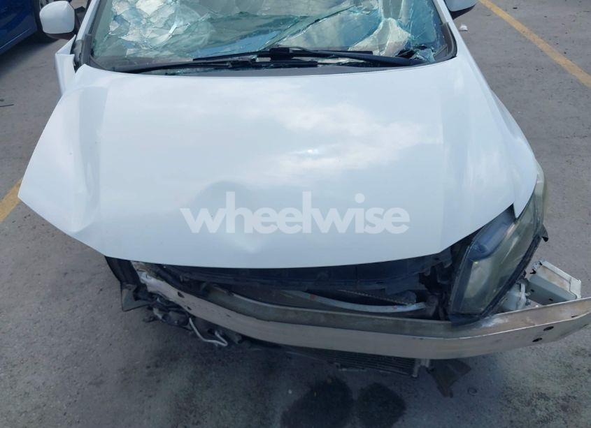 Photo 6 of 2013 Honda Civic LX (VIN 2HGFB2F58DH590843)