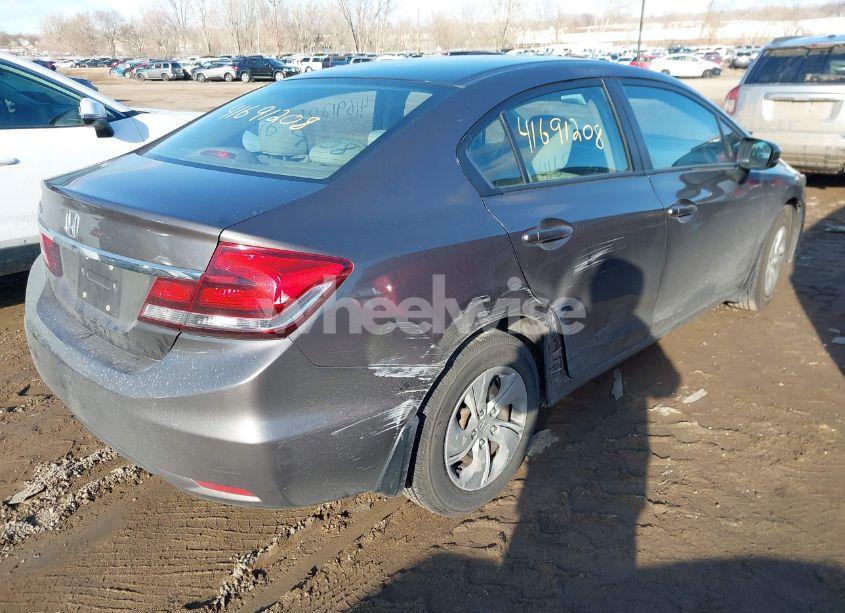 Photo 4 of 2014 Honda Civic LX (VIN 2HGFB2F58EH502228)