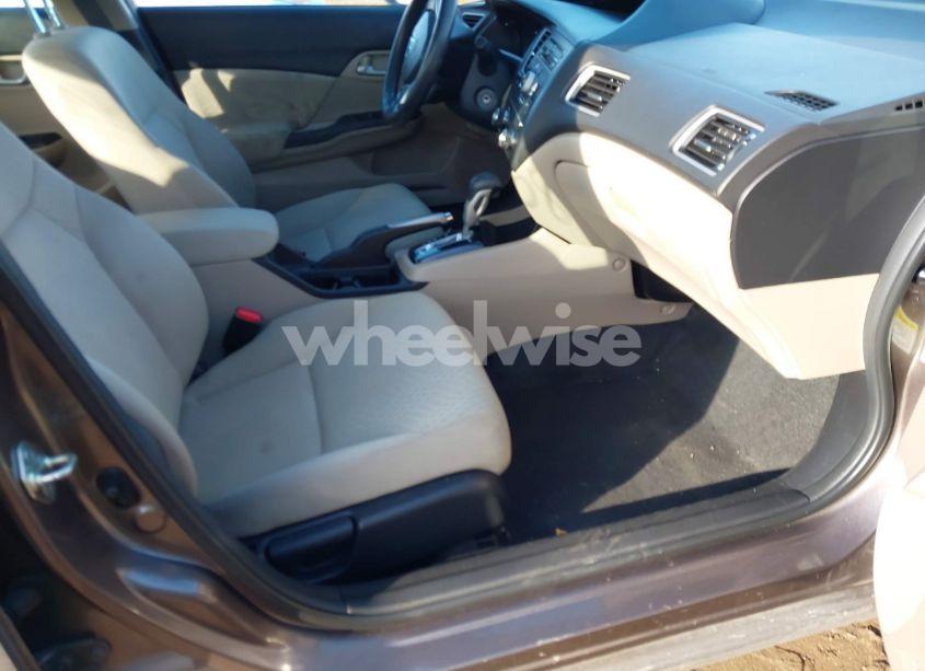 Photo 5 of 2014 Honda Civic LX (VIN 2HGFB2F58EH502228)