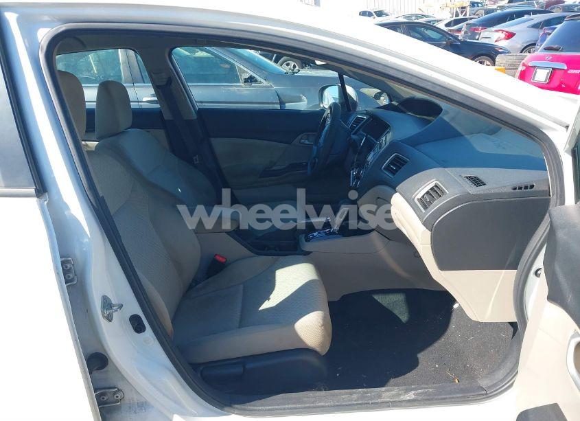 Photo 5 of 2014 Honda Civic LX (VIN 2HGFB2F58EH507445)