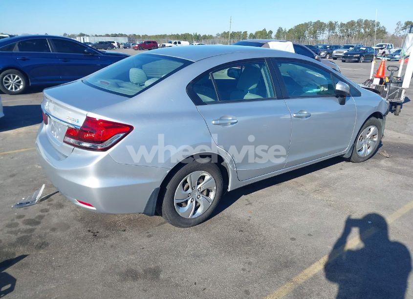 Photo 4 of 2014 Honda Civic LX (VIN 2HGFB2F58EH529428)