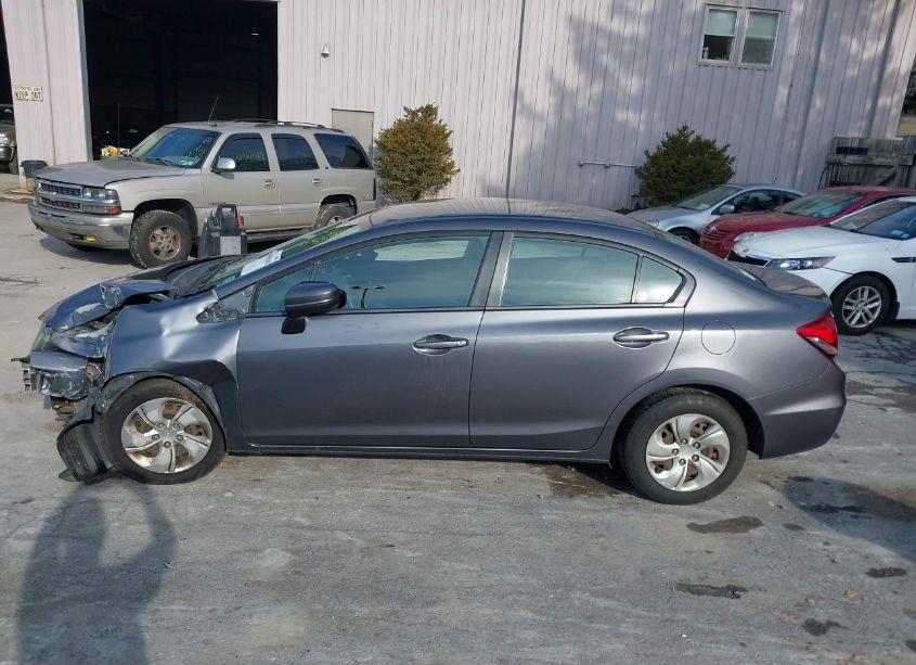 Photo 14 of 2015 Honda Civic LX (VIN 2HGFB2F58FH504773)