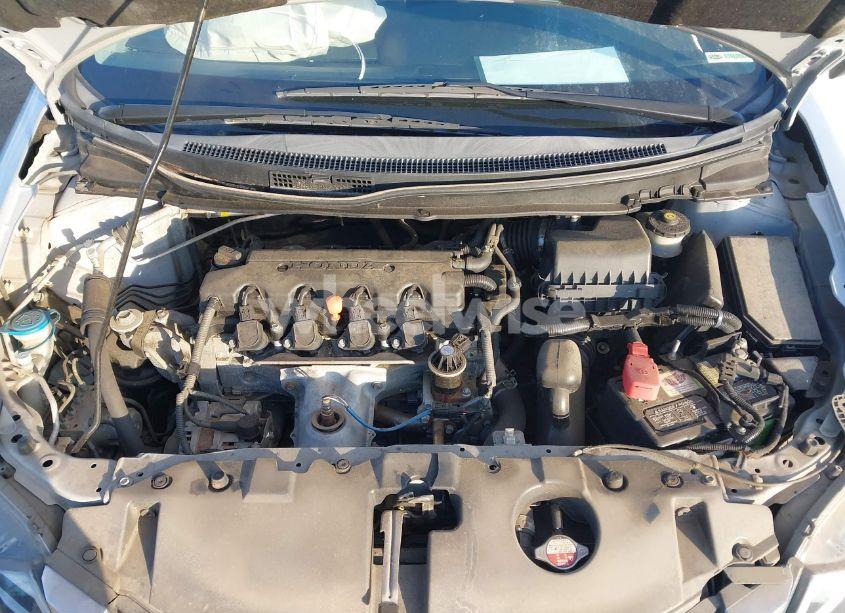 Photo 10 of 2015 Honda Civic LX (VIN 2HGFB2F58FH528801)