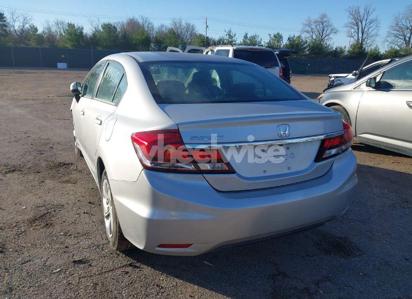Photo 3 of 2015 Honda Civic LX (VIN 2HGFB2F58FH528801)