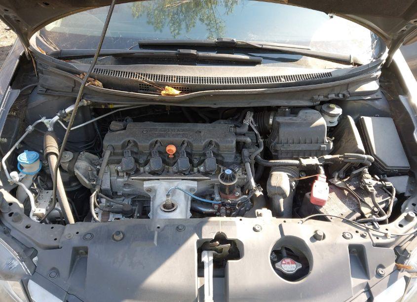 Photo 10 of 2015 Honda Civic LX (VIN 2HGFB2F58FH538664)