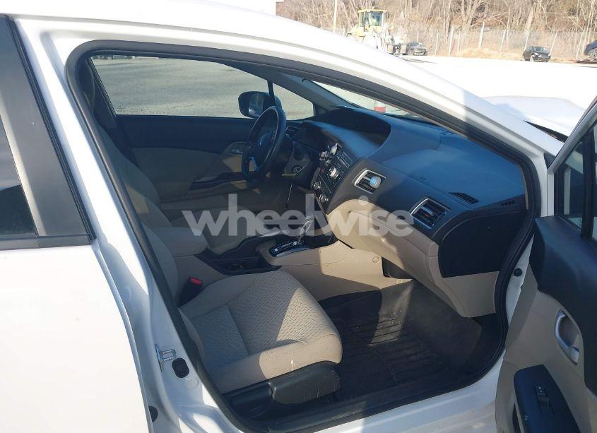 Photo 5 of 2015 Honda Civic LX (VIN 2HGFB2F58FH544691)