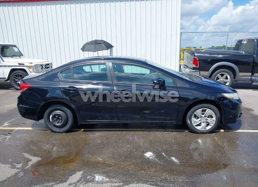 Photo 13 of 2015 Honda Civic LX (VIN 2HGFB2F58FH545176)
