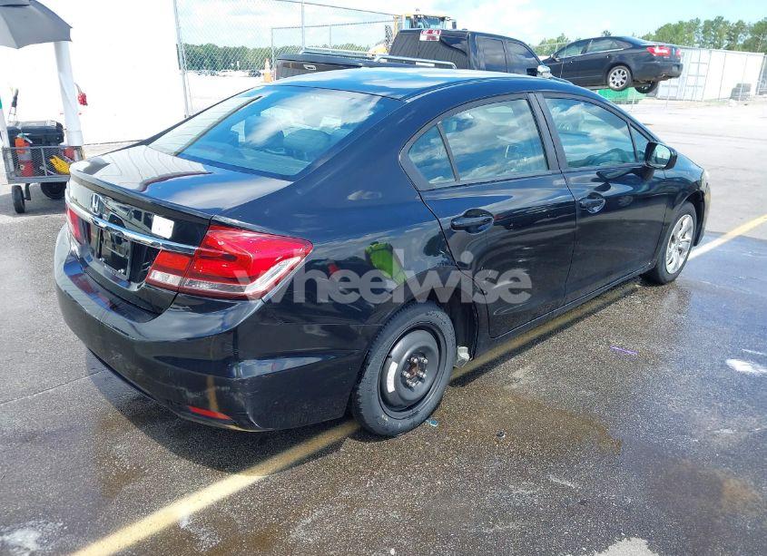 Photo 4 of 2015 Honda Civic LX (VIN 2HGFB2F58FH545176)