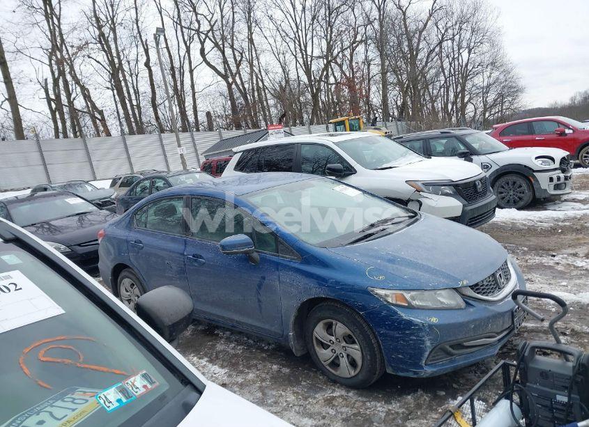 Photo 14 of 2015 Honda Civic LX (VIN 2HGFB2F58FH560633)