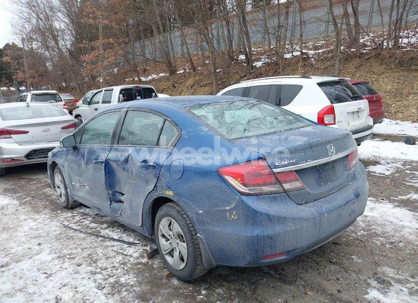 Photo 3 of 2015 Honda Civic LX (VIN 2HGFB2F58FH560633)