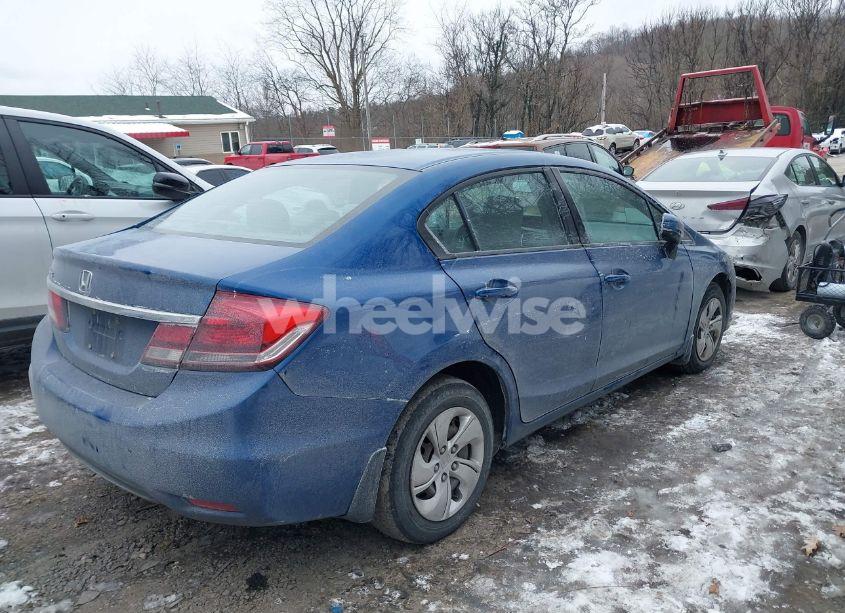 Photo 4 of 2015 Honda Civic LX (VIN 2HGFB2F58FH560633)